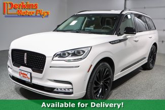 Used 2023 Lincoln Aviator Reserve w/ Equipment Group 201A image 1