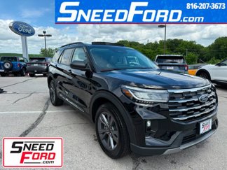 Used 2025 Ford Explorer Active w/ Active Comfort Package image 1