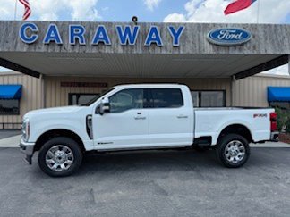 New 2025 Ford F250 Lariat image 1