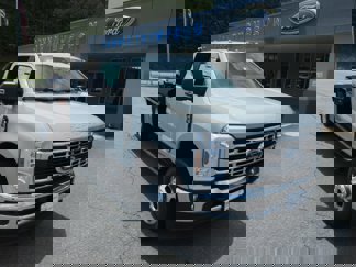New 2025 Ford F350 XL image 1