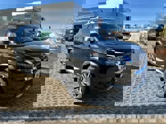 New 2025 Nissan Pathfinder SL image 1