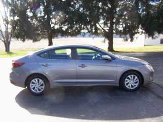 Used 2020 Hyundai Elantra SE w/ Cargo Package (C1) image 1