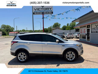 Used 2018 Ford Escape SE w/ SE Sync 3 Package image 1
