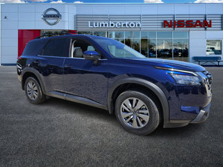 New 2025 Nissan Pathfinder SV image 1