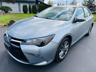 Used 2015 Toyota Camry SE image 1