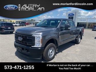 New 2025 Ford F250 4x4 Crew Cab Super Duty image 1
