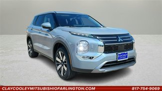 New 2025 Mitsubishi Outlander SE image 1