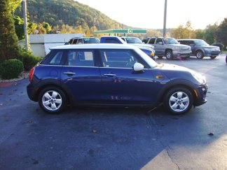Used 2016 MINI Cooper 4-Door Hardtop image 1