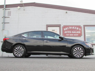 Used 2024 Nissan Altima 2.5 SV image 1