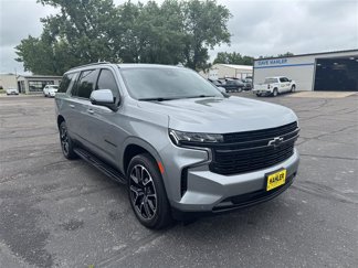 Used 2024 Chevrolet Suburban RST image 1