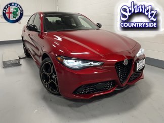 New 2025 Alfa Romeo Giulia AWD w/ Driving Assist Package video 1