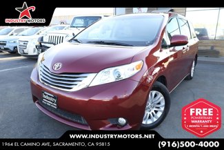 Used 2017 Toyota Sienna XLE image 1