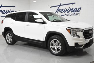 Used 2024 GMC Terrain SLE image 1