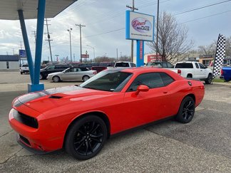 Used 2017 Dodge Challenger SXT w/ Blacktop Package image 1