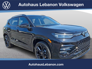 New 2025 Volkswagen Tiguan SE R-Line image 1