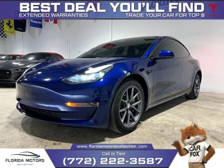 Used 2022 Tesla Model 3 Standard Range image 1