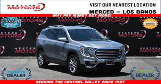 Used 2024 GMC Terrain SLT image 1