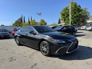 Used 2022 Lexus ES 300h w/ Premium Package image 1