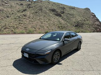 Used 2024 Hyundai Elantra SEL image 1
