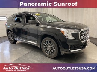 Used 2023 GMC Terrain Denali image 1