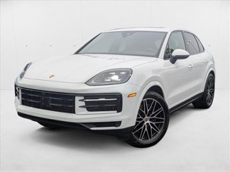 Certified 2024 Porsche Cayenne image 1