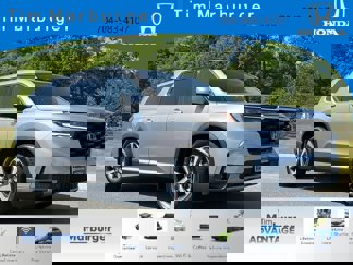 New 2025 Honda Pilot Touring image 1