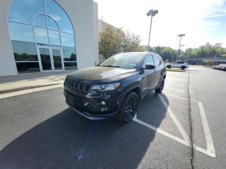 New 2025 Jeep Compass Latitude w/ Altitude Special Edition image 1