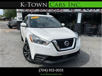 Used 2020 Nissan Kicks SV image 1