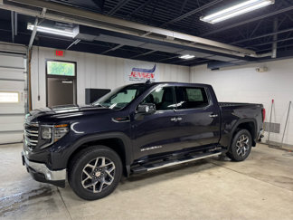 New 2025 GMC Sierra 1500 SLT w/ SLT Premium Plus Package image 1