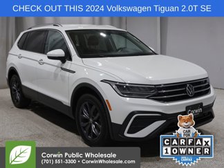 Used 2024 Volkswagen Tiguan SE image 1