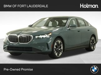 Used 2025 BMW 530i w/ Premium Package image 1