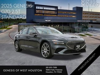 Used 2025 Genesis G70 2.5T image 1