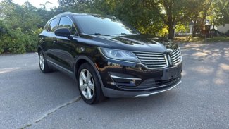 Used 2017 Lincoln MKC Premiere image 1