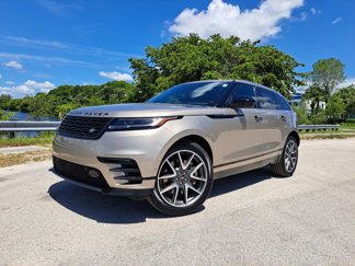 New 2026 Land Rover Range Rover Velar Dynamic SE image 1