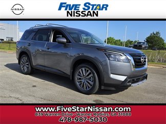 New 2025 Nissan Pathfinder SL w/ SL Premium Package image 1