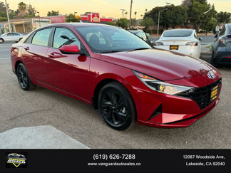 Used 2022 Hyundai Elantra Blue image 1