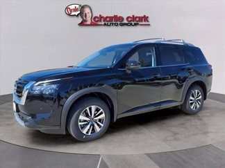 New 2025 Nissan Pathfinder SL image 1