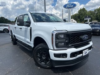 New 2026 Ford F250 4x4 Crew Cab Super Duty image 1