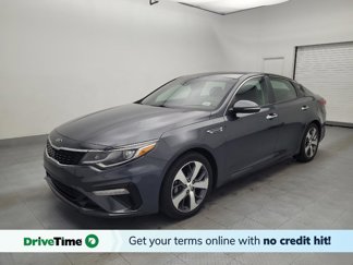 Used 2020 Kia Optima S image 1