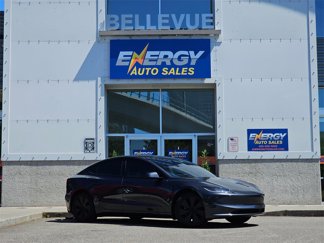 Used 2024 Tesla Model 3 Standard Range image 1