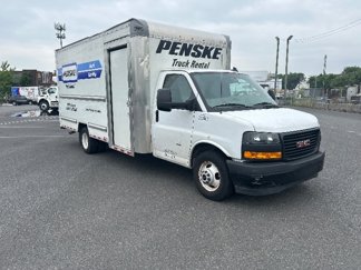 Used 2022 GMC Savana 3500 Extended w/ Power Convenience Package image 1