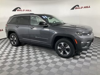 Used 2023 Jeep Grand Cherokee 4WD 4xe image 1