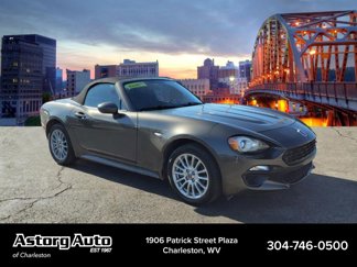 Used 2017 FIAT 124 Spider Classica image 1