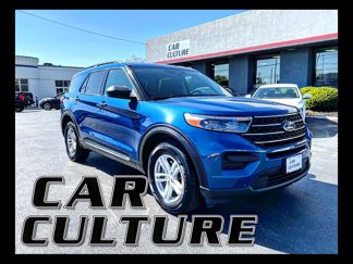 Used 2023 Ford Explorer XLT image 1
