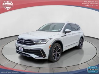 Used 2022 Volkswagen Tiguan SEL R-Line image 1