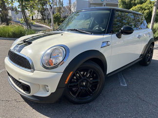 Used 2012 MINI Cooper S image 1