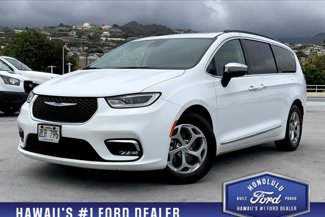 Used 2023 Chrysler Pacifica Limited image 1