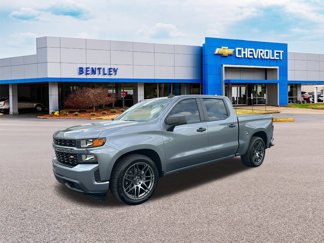 Used 2022 Chevrolet Silverado 1500 Custom w/ Safety Confidence Package image 1