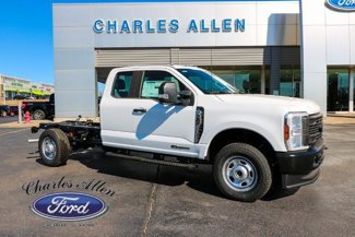 New 2025 Ford F350 XL image 1