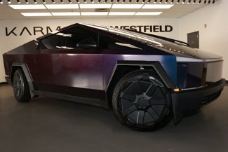 Used 2024 Tesla Cybertruck AWD Crew Cab image 1